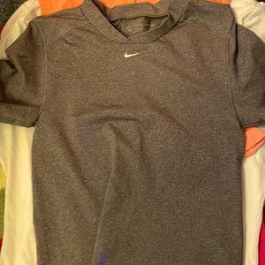 Woman’s Spandex Nike shirt